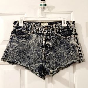 Acid Wash Forever 21 Shorts Size 27